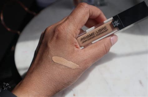 Givenchy prisme libre concealer